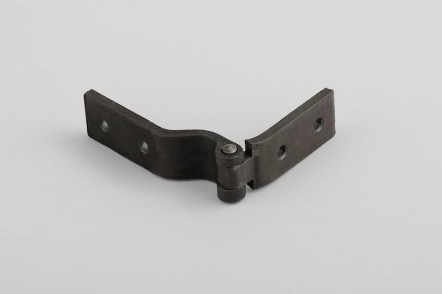 مفصل غطاء صندوق الأمتعة لسيارات UAZ 469 و 3151 - 046931570501097
