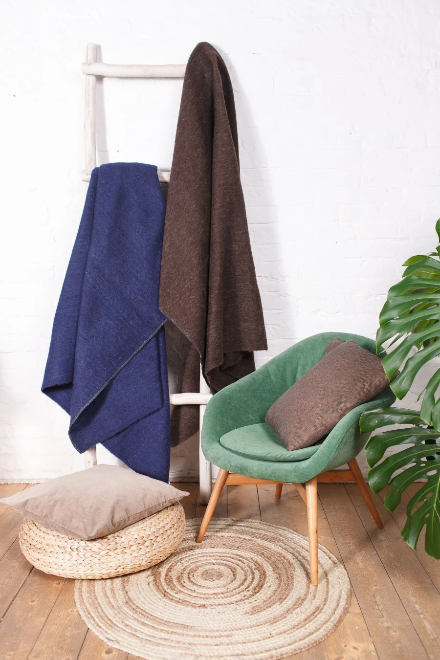 Half-Wool Blankets for Adults, Patterned and Solid Color, Art. C105-ILSH