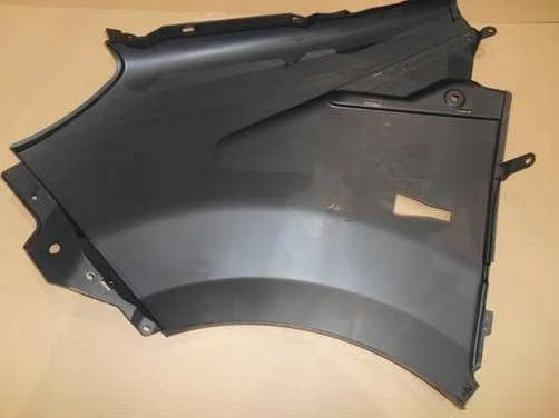 جناح أمامي أيمن A21R23-8403020