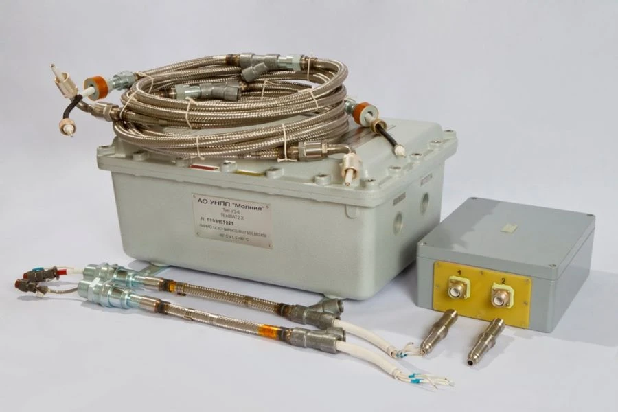 وحدة إشعال UZ-6 220V AO UNPP "مُولنيا" روسيا