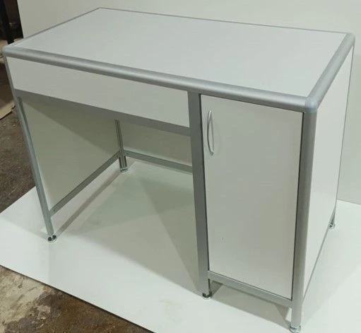طاولة مختبرية مع خزانة واحدة TV-SL-00-03