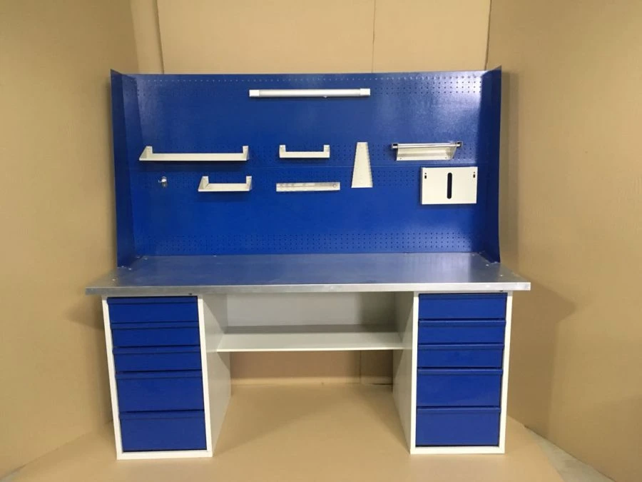 طاولات العمل للورش والم garages