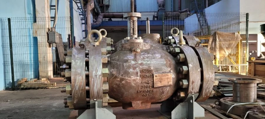 صمامات غير متماثلة من قطر DN 80 مم إلى DN 700 مم، ضغط PN 2.5 إلى PN 25.0