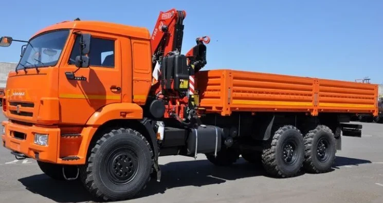 Truck Chassis with Crane Manipulator Model 675416-32 (KAMAZ 43118-50)