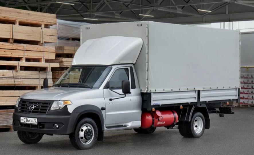 شاحنة بيك أب UAZ 236022-041-10 ذات بابين