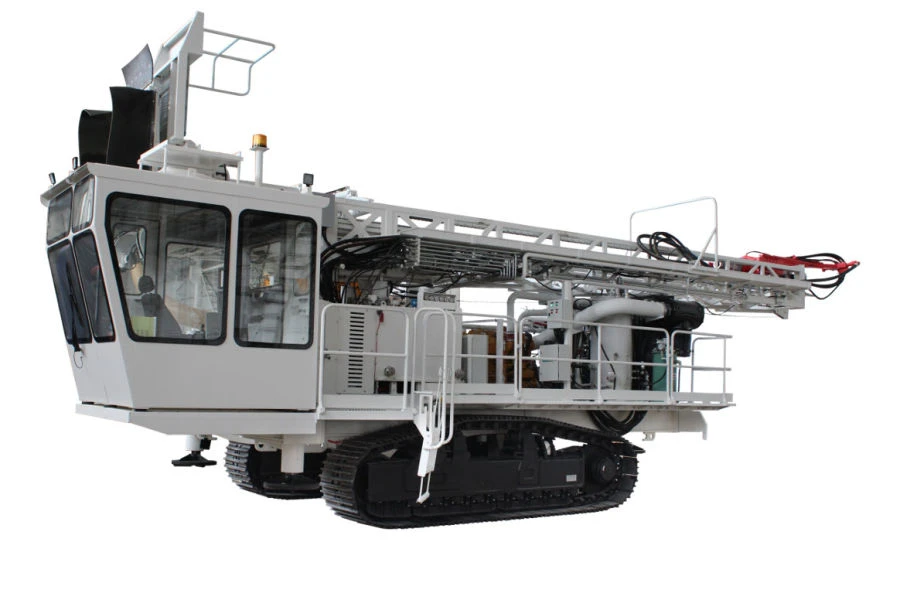 جهاز الحفر الذاتي الدفع BS-215 لعمليات التعدين المفتوحة