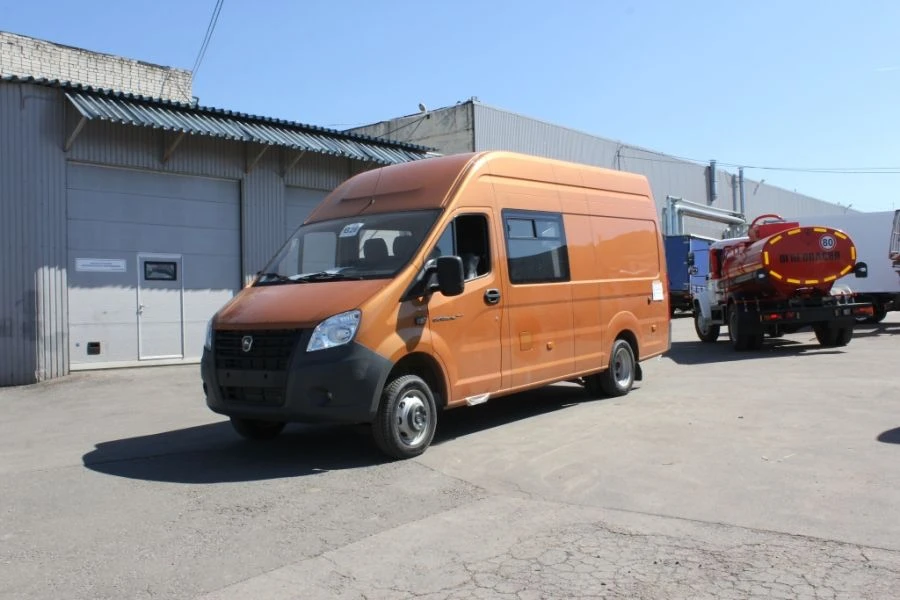 شاحنة ديزل للفعاليات الرياضية نوع 2250 موديل 2250J3