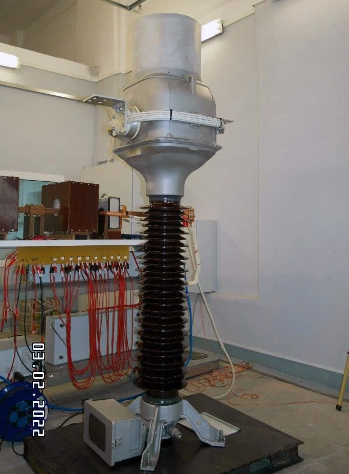 محولات التيار TOM-110 III لصناعة الطاقة