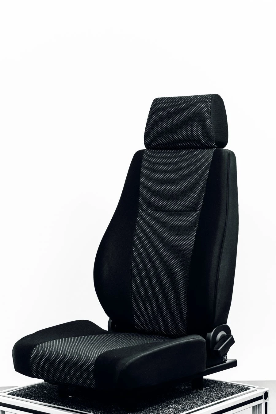 مقعد مريح C4604-6810200-00 للمناخات المعتدلة