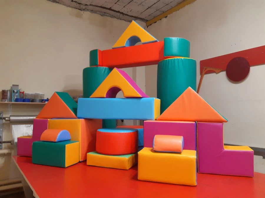 Versatile Construction Set for Safe and Durable Projects