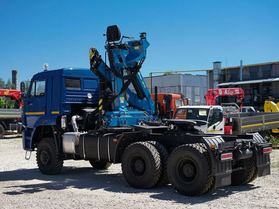 Multi-functional Truck with Hydraulic Crane KMA on KAMAZ 43118 Base Model 41K31N-UN