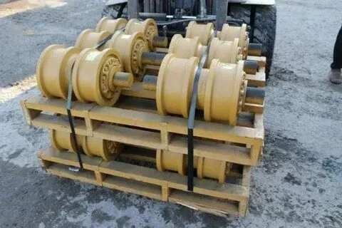 بكرة دعم D155A5-21-000SB مزدوجة الحافة للجرارات