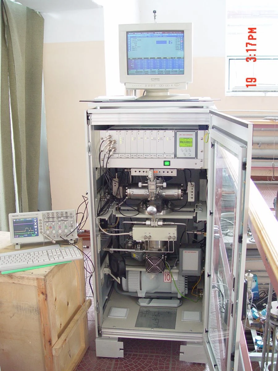 مطياف الكتلة زمني الرحلة EMG-20-9