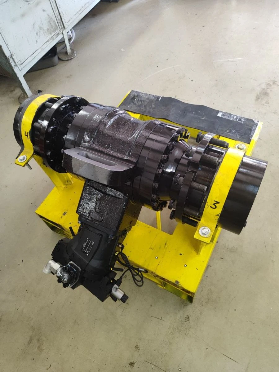 Self-Propelled Modular Transport Vehicle Drive Shaft