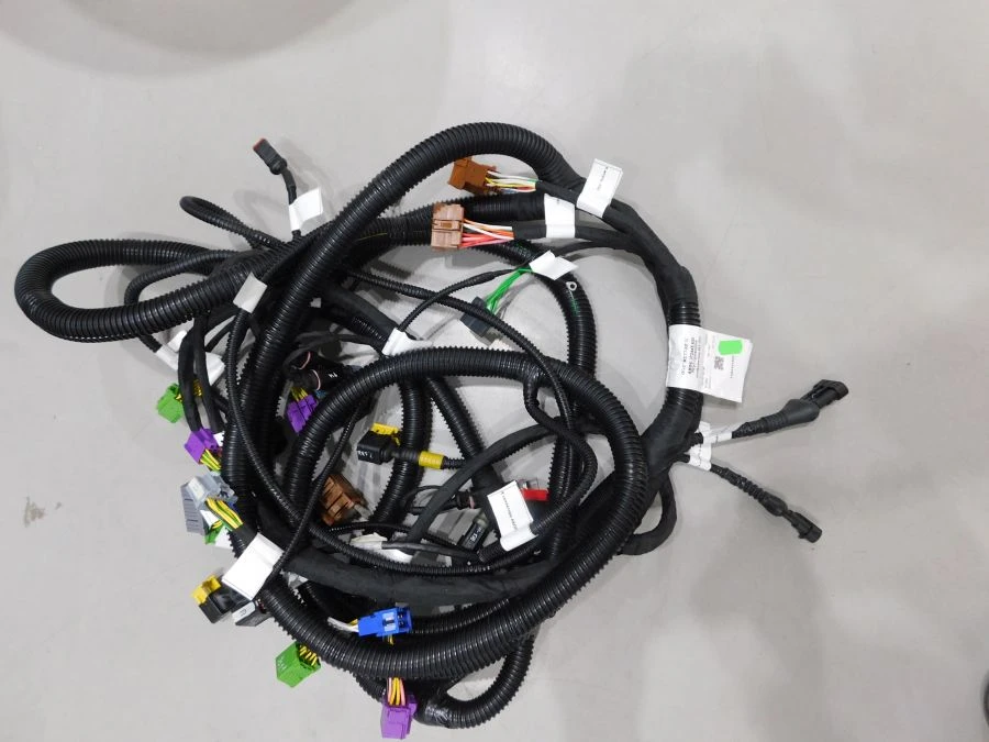 حزمة الأسلاك للتحكم بمعدات السيارات M1-ID2 AMFE.372445.620