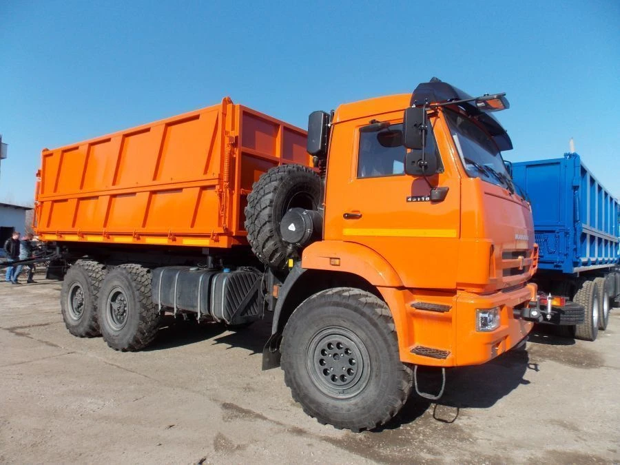 شاحنة تفريغ AZC50 الموديل 533950 على هيكل كاما 43118