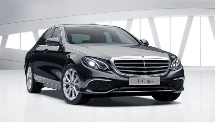 سيارة مرسيدس-بنز E-Class E 220d 4MATIC