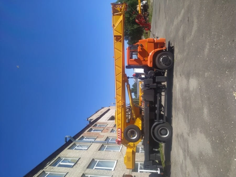 Mobile Crane KS-45717K-4 for Heavy Lifting and Construction