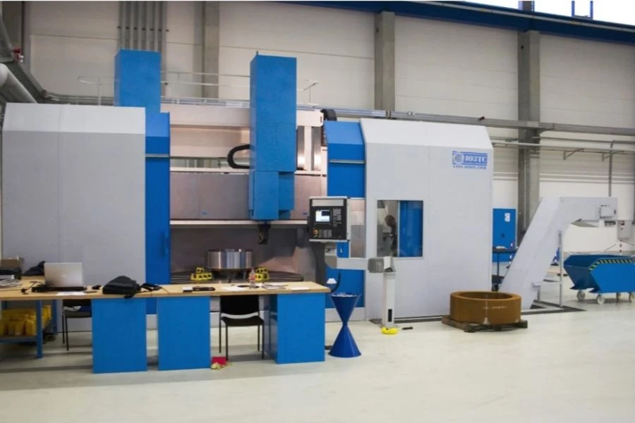 ماكينة الفرازة العمودية CNC موديل 1A532LMF3.SM