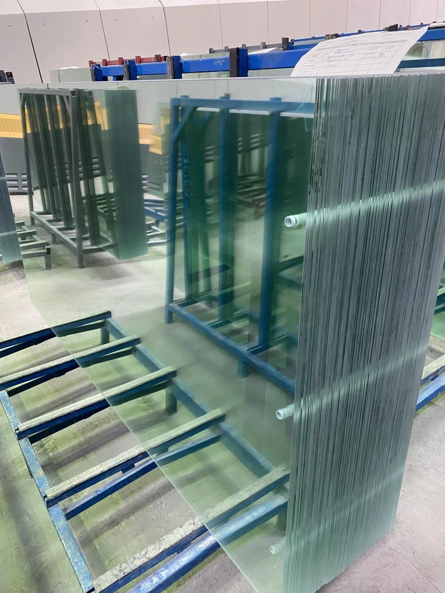 Thermally Tempered Glass for Photovoltaic Protection