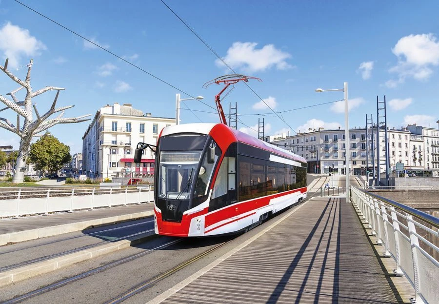 Modern Low-Floor Urban Tram Car 71-911EM "Lion Cub