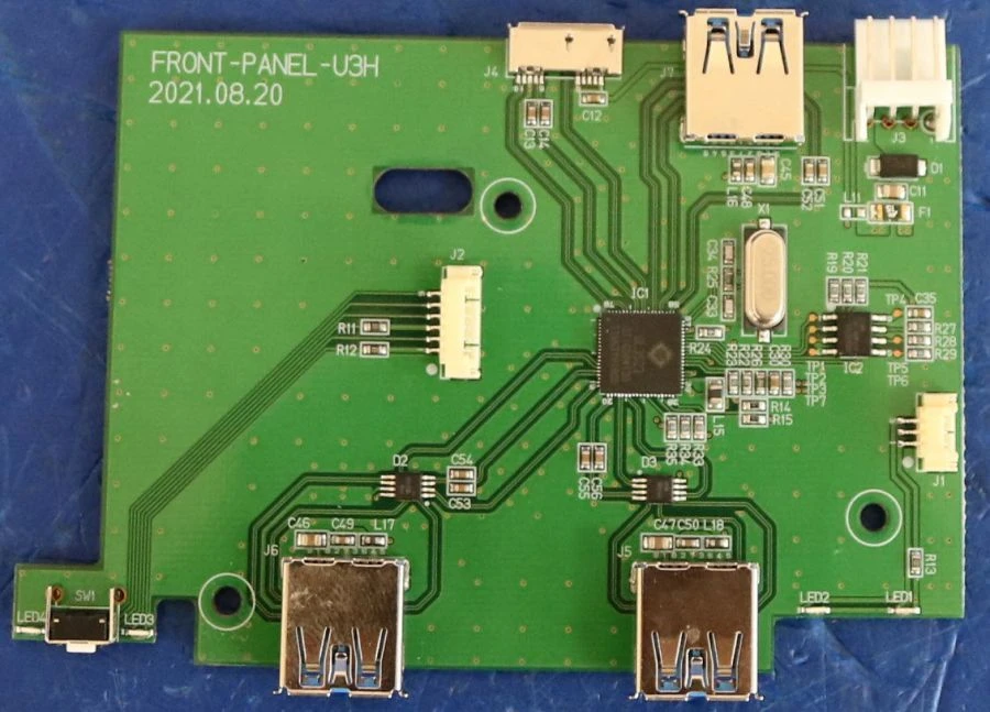 لوحة منفذ USB 3.0 مع محور للهيكل أحادي الكتلة KRPЕ.469535.184