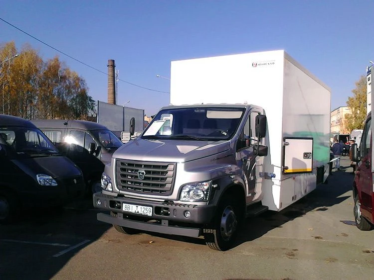 شاحنة ديزل 47122 موديل 47122L على هيكل GAZ C41R11