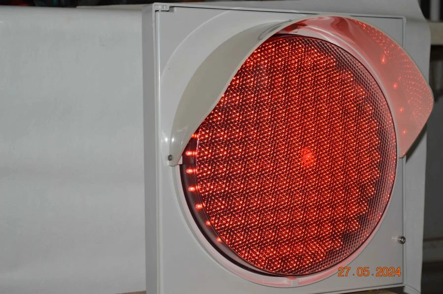 إشارة المرور الضوئية LED T6.1