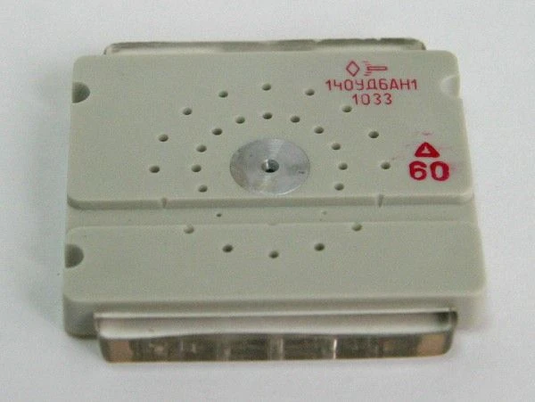 مضخم العمليات 40UD6AN1 (740UD4-1)