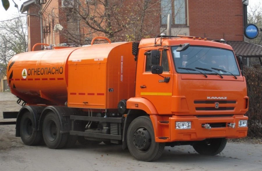 ناقلات وقود الطائرات ATZ-10 على شاسيه MAZ-5340C5، MAZ-6317F9، KAMAZ-65115-32، KAMAZ-65115-37، KAMAZ-65115-R5