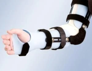 جهاز لتثبيت مفاصل المعصم والكوع