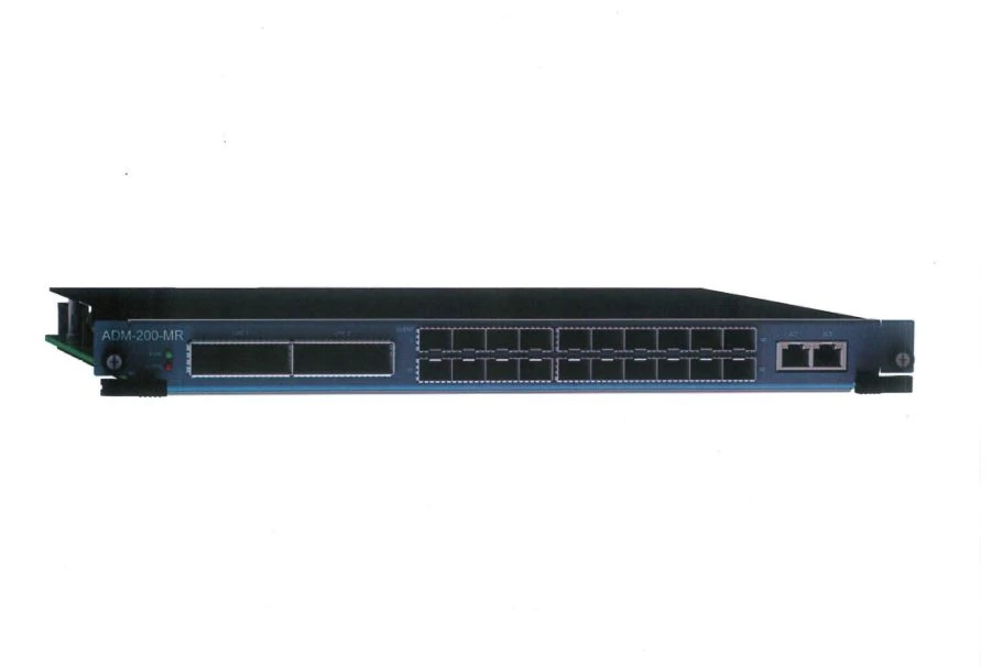 م Multiplexer للإدخال / الإخراج لتجميع حركة مرور العملاء OTU4، OTUC2 ADM-200-MRFL/CFP2-H8