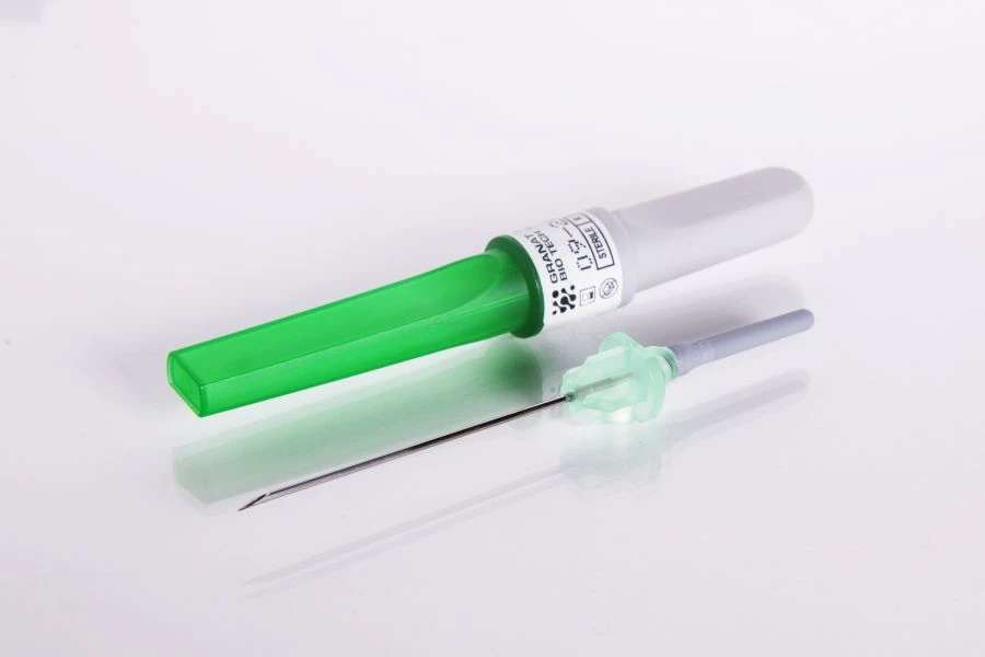Acti-Fine® Dual-Ended Blood Collection Needles with Visualization Chamber, 21G x 1½" (0.8 x 38 mm)