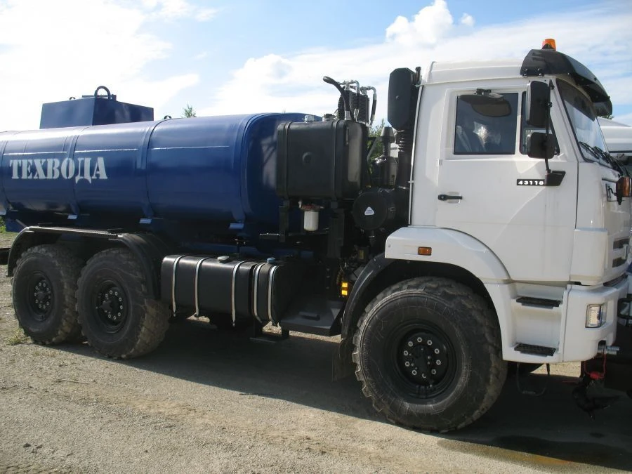 Combined Aerodrome Watering and Cleaning Machine AKPM 3U 6843A1 on Ural 43206 Chassis