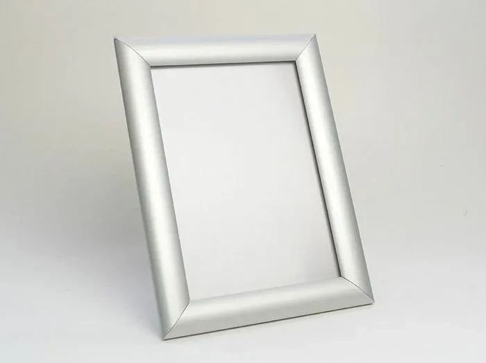 Click Frame for Easy Advertising Display