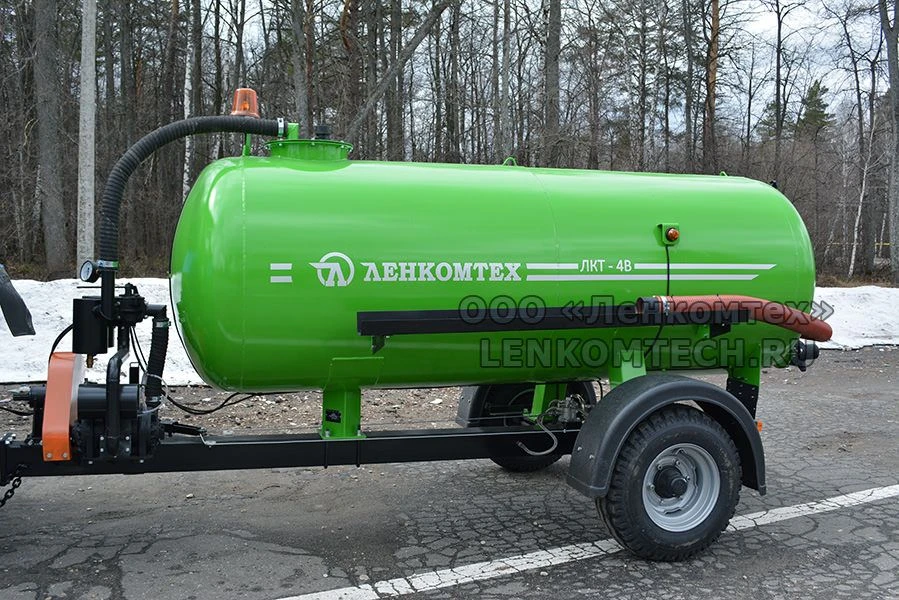 ناقلة نصف مقطورة للجرار LKТ-4V (باستخدام محاور نموذج LKT-P1800.00)