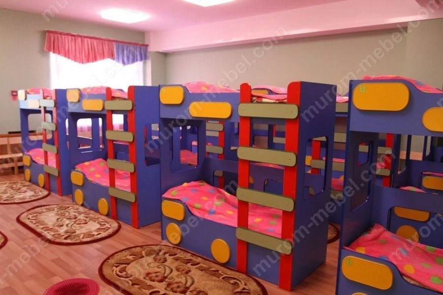 سرير أطفال بطابقين - تصميم مخصص