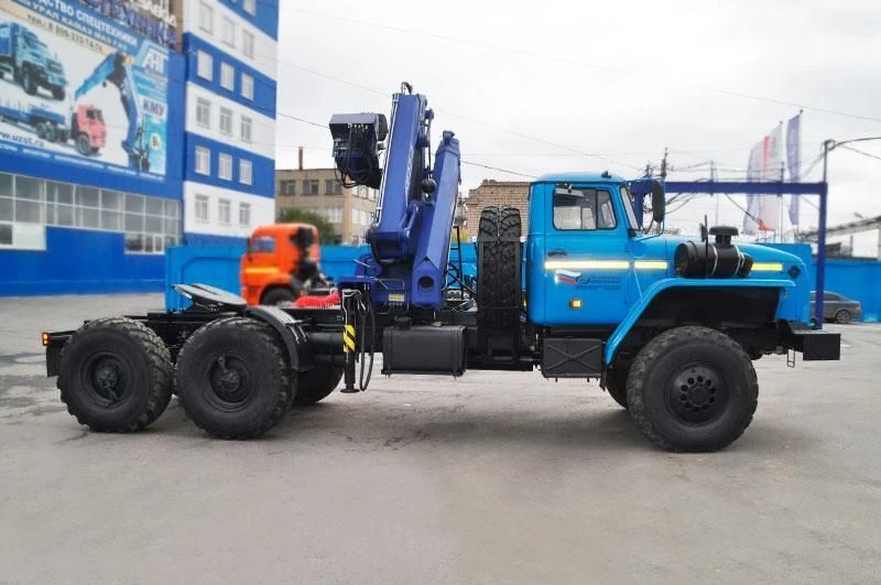 رافعة شاحنة لت towing شبه المقطورات (ANT 18-2، 18-5، 22-2، 22-5)