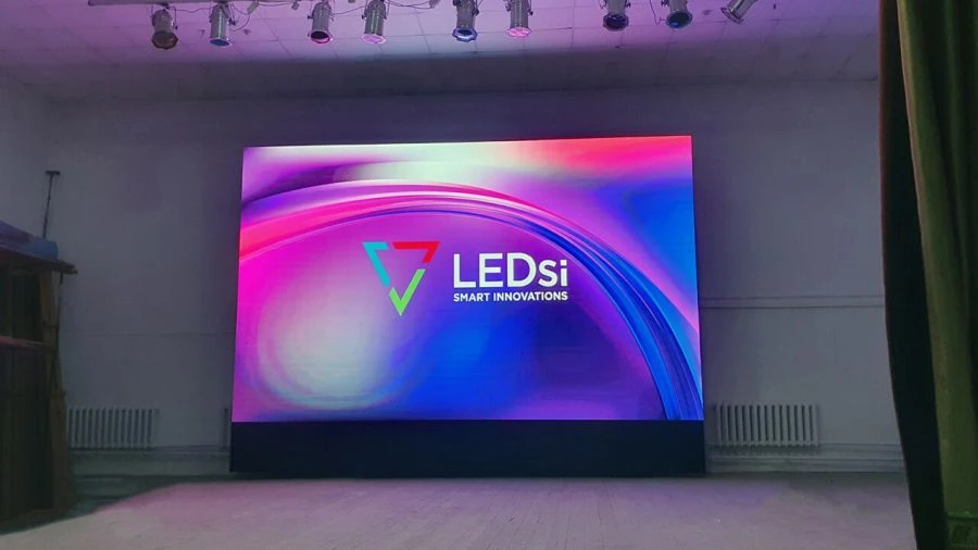 شاشة عرض LED داخلية LEDsi LED I P4.0 960x960
