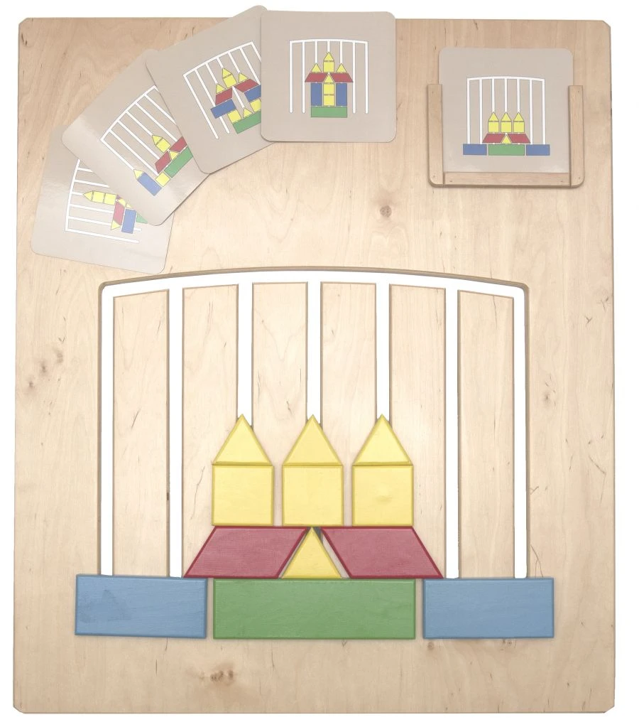 لوحة اللعب التفاعلية مع الأشكال الهندسية للأطفال