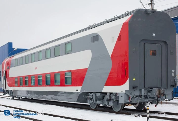Two-Story Passenger Coach with Sleeping Compartments Model 61-4465.02