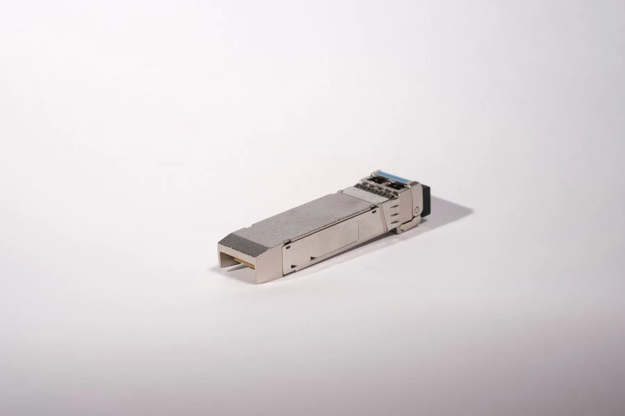 مجموعة المحولات البصرية NR-XFP-10G: نماذج SR و LR و ER و ZR