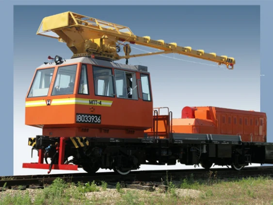 عربة نقل ومناولة بمحرك MPT-4 (الإصدارات 1، 2، 3، 4)