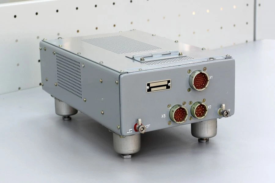 وحدة التحكم والحماية للطاقة الكهربائية للأنظمة 220 فولت BRZU-220V