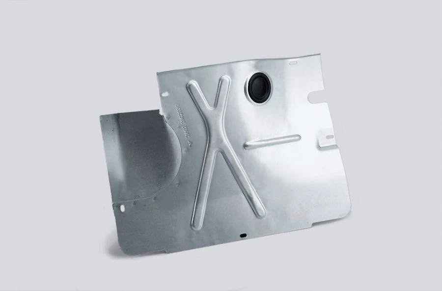 Front Splash Guard with Overlay 316300280203095