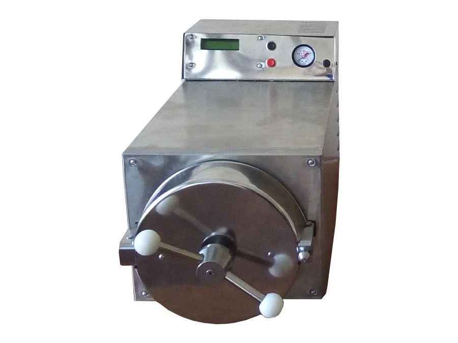 جهاز التعقيم البخاري الآلي GK-10 "SZMO