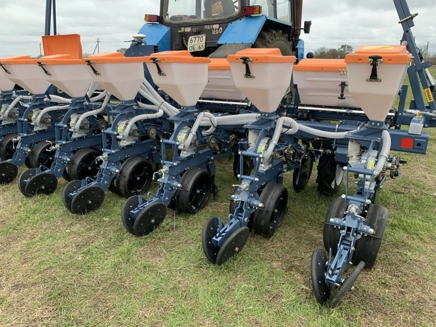 Orion Planter for Precise Sowing of Row Crops