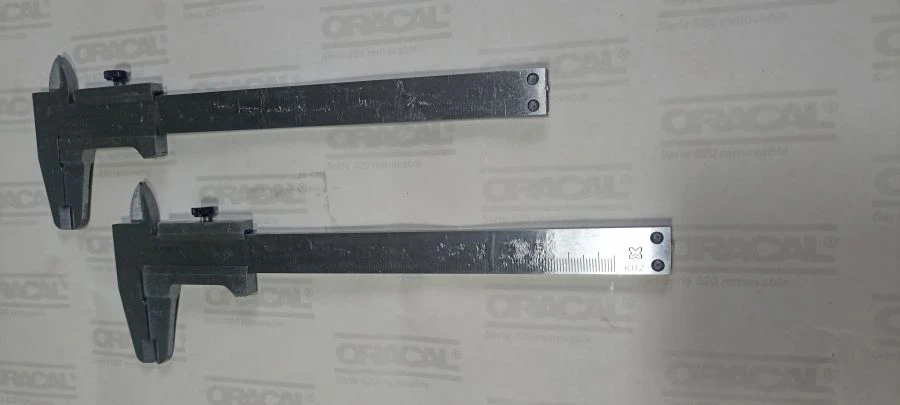 كاليبر رقمي مع مقياس عمق I-150 0.1
