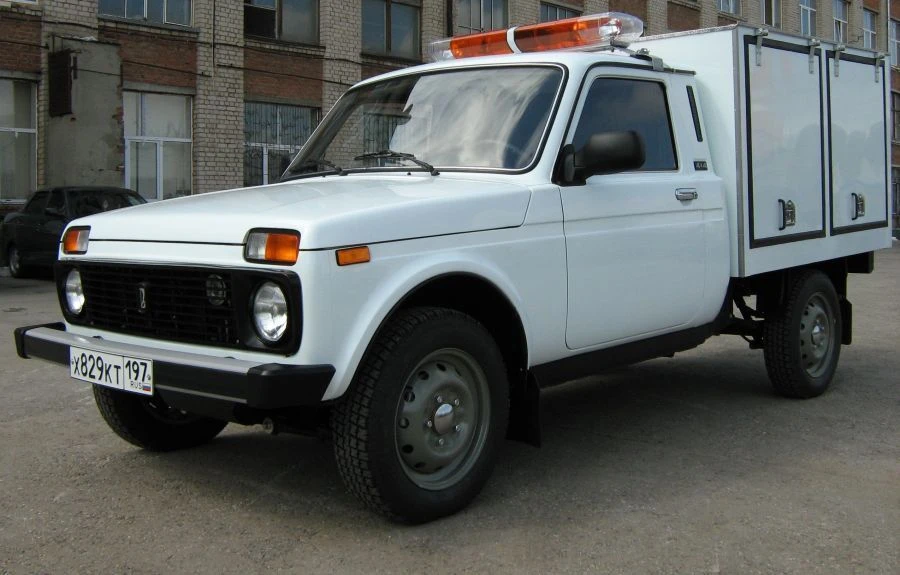 لادا 4x4 فوان، نوع 2346، تعديل 234600 (فوان شحن مع باب جانبي)