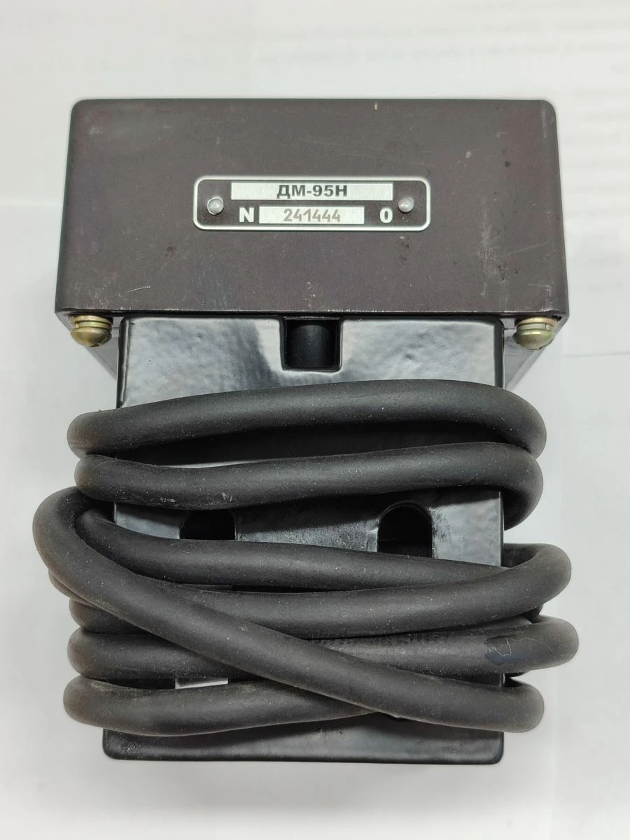 حساس مغناطيسي DM-95N لكشف العجلات